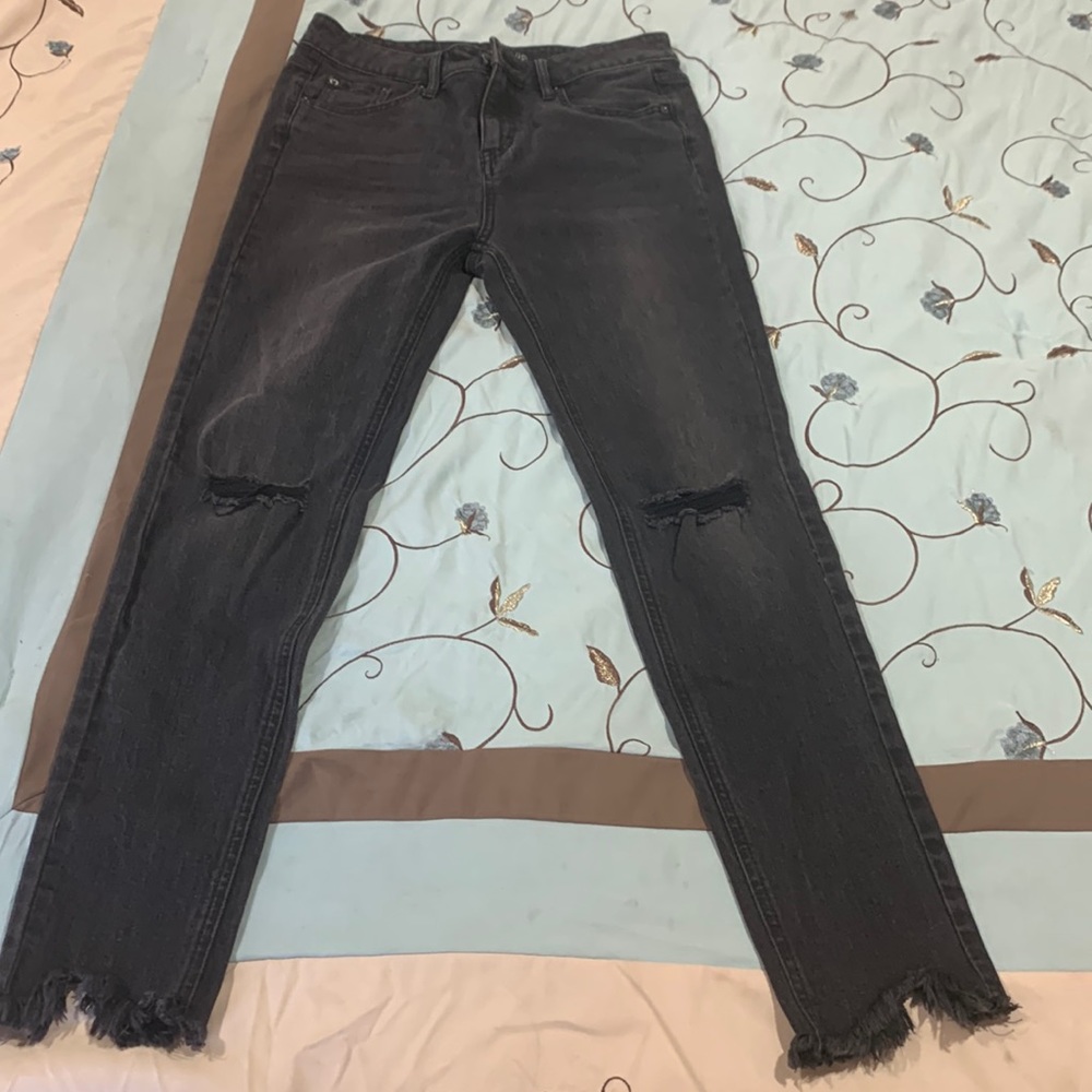 Wild fable black Jean pants ripped on the knees, high rise skinny